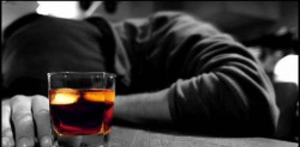 Zhynoche está sano'я: гормональні препарати та алкоголь несумісні